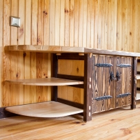 Ліжка з масиву дерева