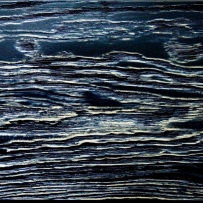 Кровать из дерева