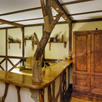 Дерев\'яні меблі