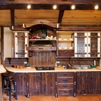 Мебель из натурального дерева