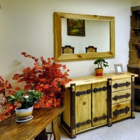 Мебель из натурального дерева