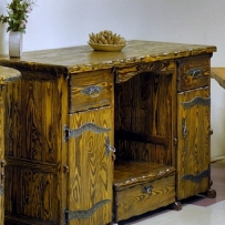 Кухня - 6000 грн. Стійка – 3500 грн.