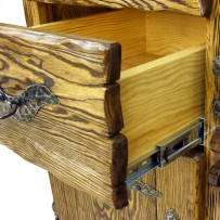 Кухня - 6000 грн. Стійка – 3500 грн.
